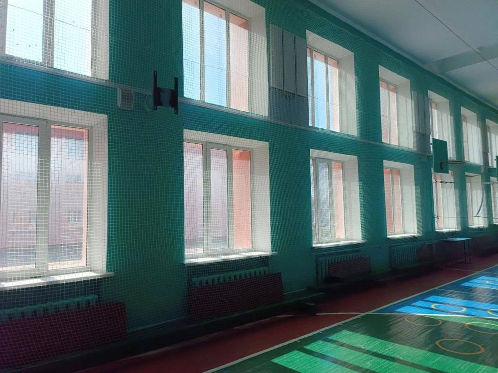При поддержке шефов из Тверской области в Бердянске ремонтируются две школы