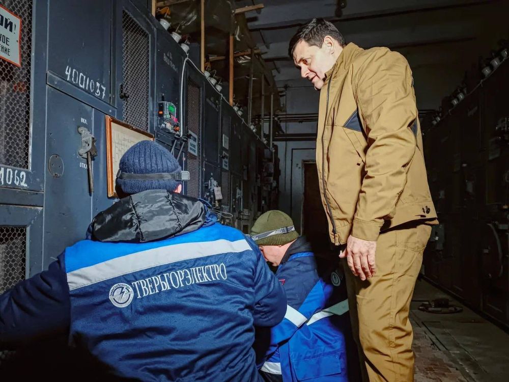 При поддержке шефов из Тверской области в Бердянске ремонтируются две школы