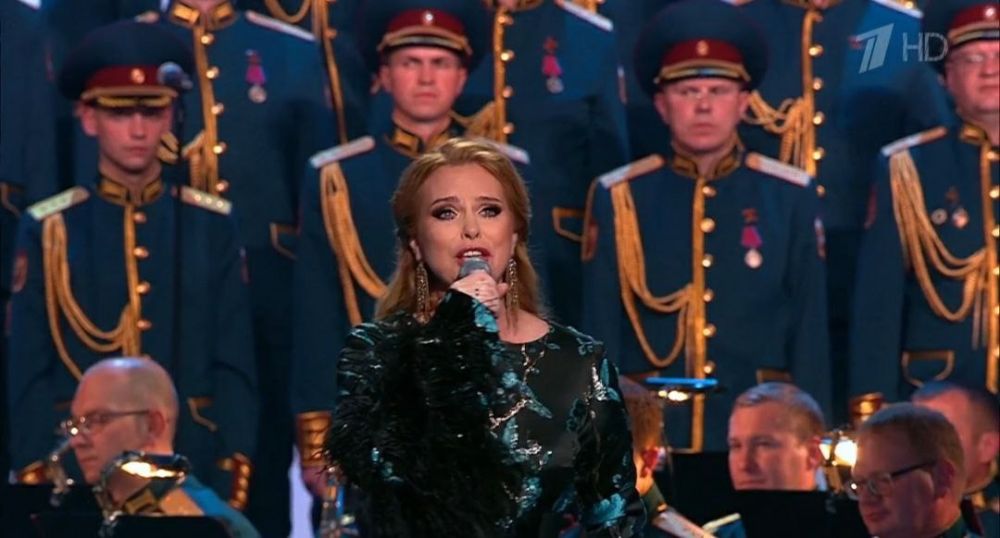 Анна Хорошун: На Первом канале прозвучала песня "Молитва" в исполнении певицы Варвары