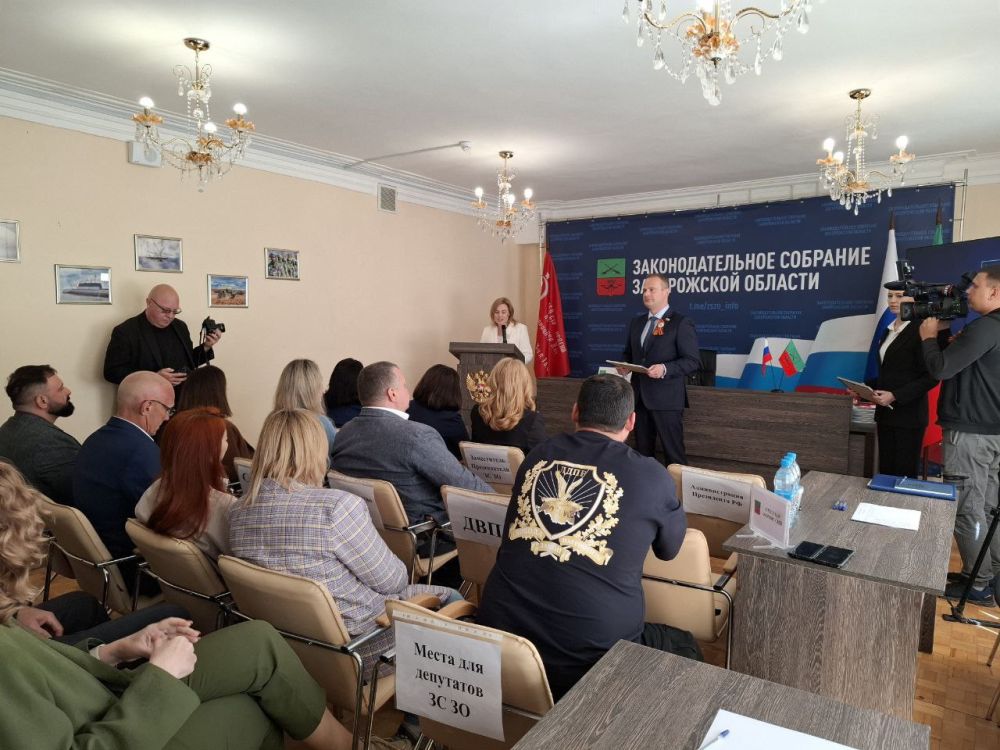 Депутаты из Бердянска получили благодарности от Законодательного Собрания Запорожской области за вклад в развитие региона