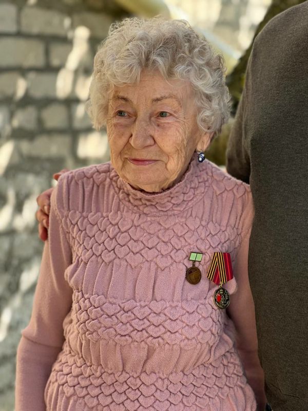      80       1941-1945      
