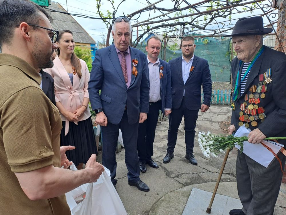 Трем бердянским ветеранам присвоено звание Почетный гражданин Бердянска