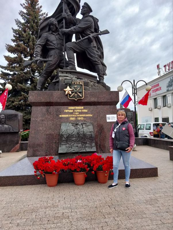 Запорожские герои вернулись из туристической поездки «Города великой Победы»