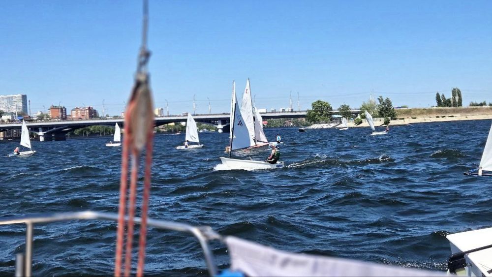 Сборная Запорожской области участвует во Всероссийских соревнованиях по парусному спорту «Кубок Черноземья» в Воронеже!