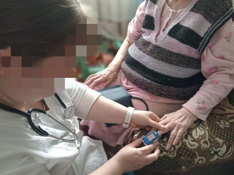 В преддверии Дня социальных работников активисты ЛДПР из Мелитополя, Бердянска, Весёлого и других населённых пунктов Запорожской области решили поздравить и выразить благодарность тем, кто ежедневно трудится на благо...
