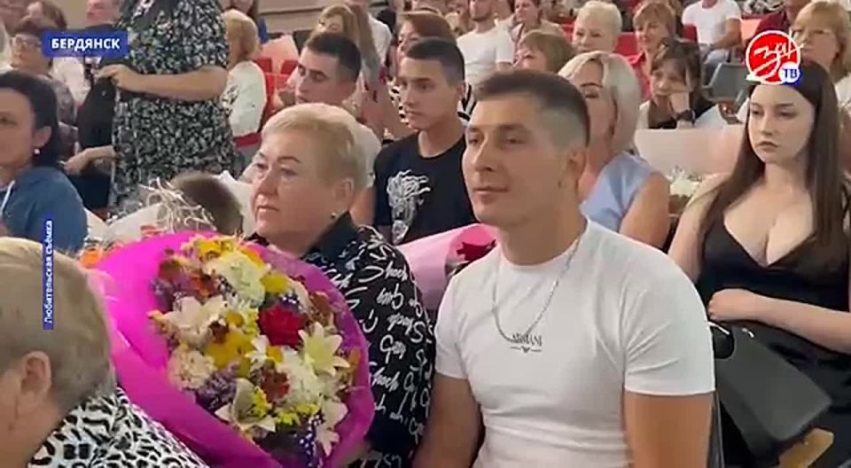 В Запорожской области 345 молодых медиков получили дипломы