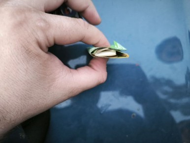 В Бердянске сотрудники полиции задержали подозреваемого в незаконном хранении наркотиков