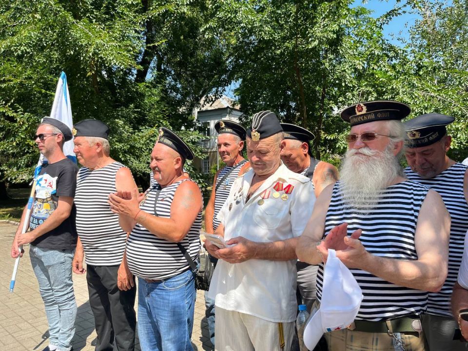 ������������� ������ �� ��� ������-�������� ����� ������ � ���������