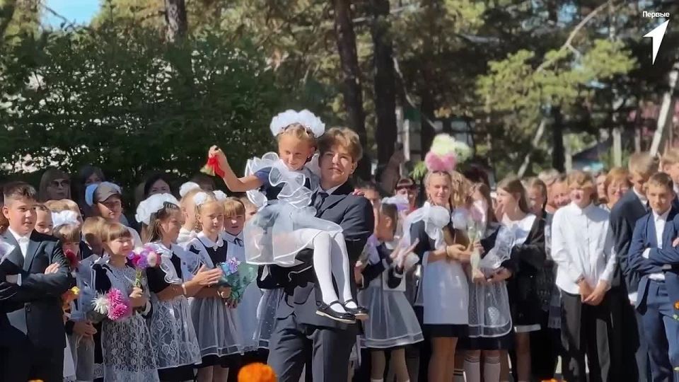   , !. 1        ,  ,   , ,   