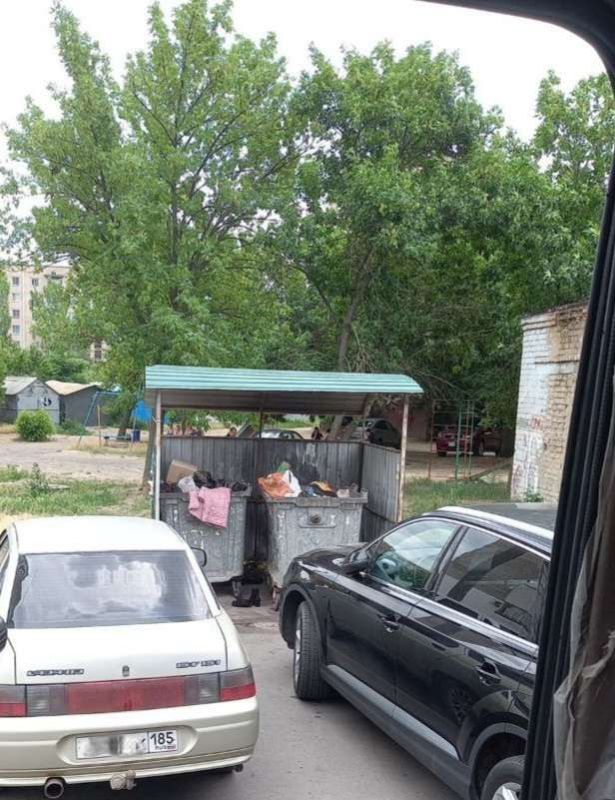 НЕ ПАРКУЙТЕ АВТО ВОЗЛЕ КОНТЕЙНЕРНОЙ ПЛОЩАДКИ НЕ ПАРКУЙТЕ АВТО ВОЗЛЕ КОНТЕЙНЕРНОЙ ПЛОЩАДКИ