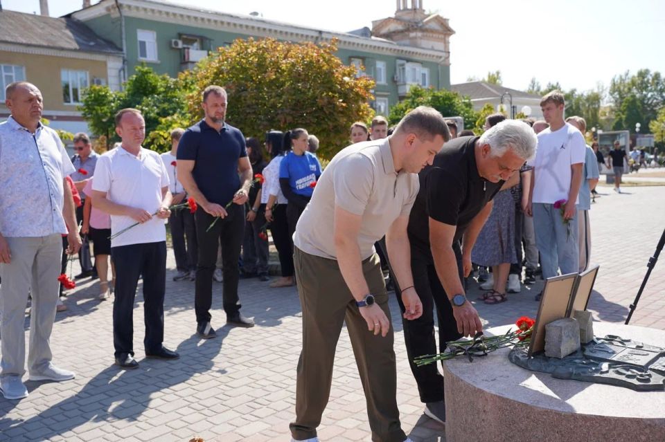 � ��������� ������ ���� ��������, ������ ������� ������� � ������ � �����������