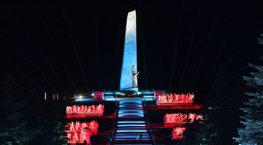 ���� �������: 8 �������� � ������� ������