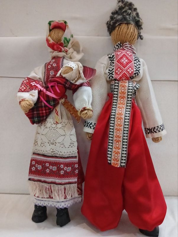 Славянская кукла-мотанка и витинанка: традиции и искусство