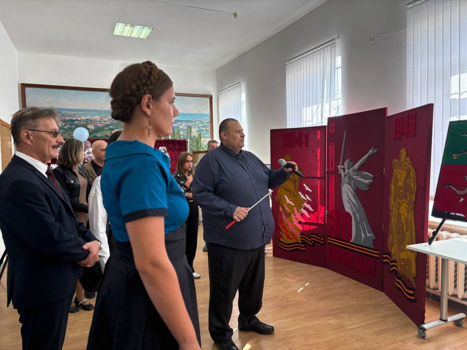 ������������ ��������� ������ �������� ���� ������ � 20-����� ����� �������