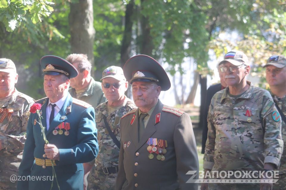 �������� ������� ������ �������� ���� ������ ��������� �������� � ����������� ������