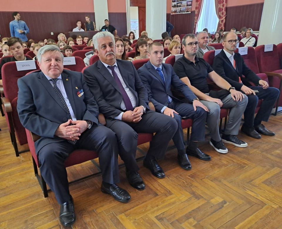 ���������������� ������ ����������� ������-������������� �������� ������ � ��������� ������-������� � ��������� �� 12 ���������