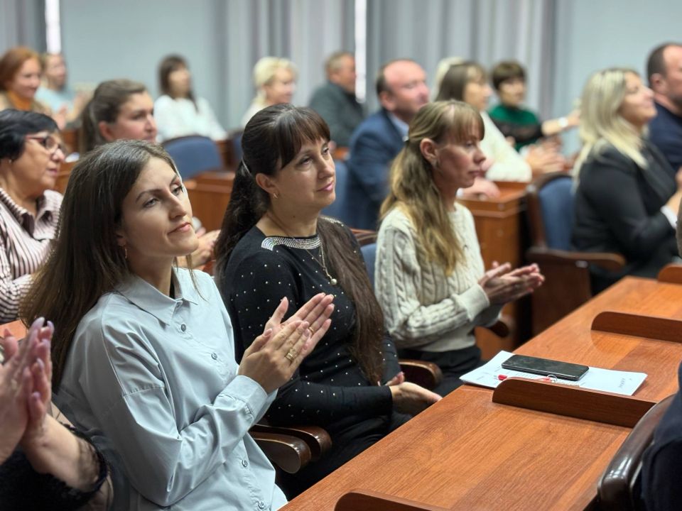 � ��������� ������� ��������� ������� �� ���� � ����� � �������� �������