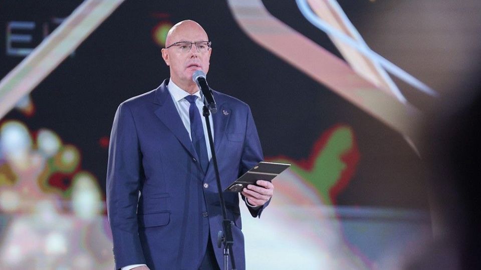 3 ������� ���������� ����� ������������� ����� �������� ������������� � � ������� ������� ������� ����������� ������