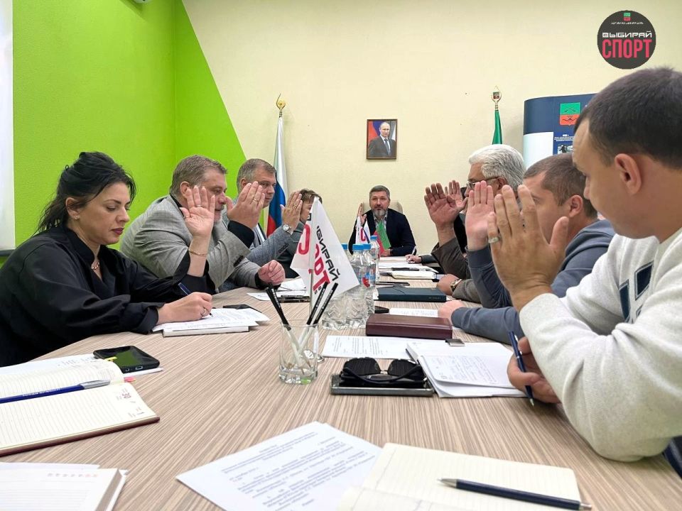 �� ������ ���������� 2-�� ��������� ���������������� ������ �� ��������� ���� ���λ � ����������� �������