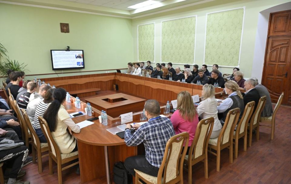 ����� ��� ���� � ��������: � ���� ������ ������������� ����������� � ������������� ��������