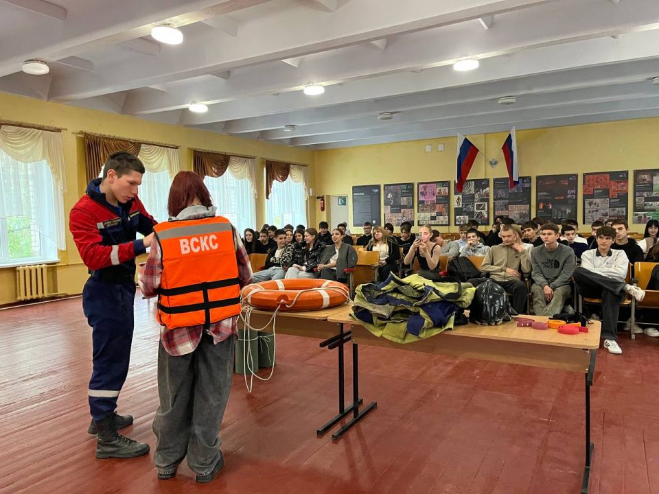 � ��������� ������������ ����� ������-������� �� ������������ ��� ����������