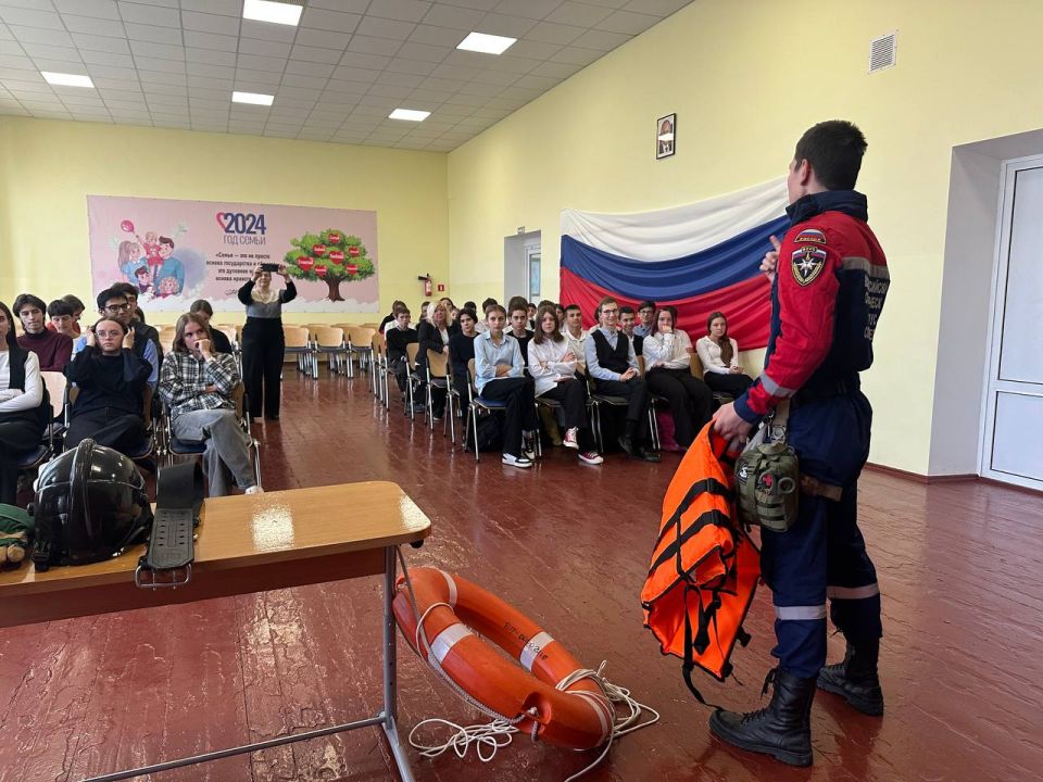 � ��������� ������������ ����� ������-������� �� ������������ ��� ����������