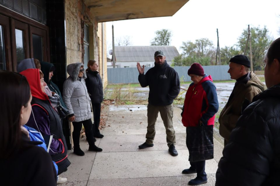 Глава БМО Алексей Кичигин встретился с жителями Берестового Глава БМО Алексей Кичигин встретился с жителями Берестового