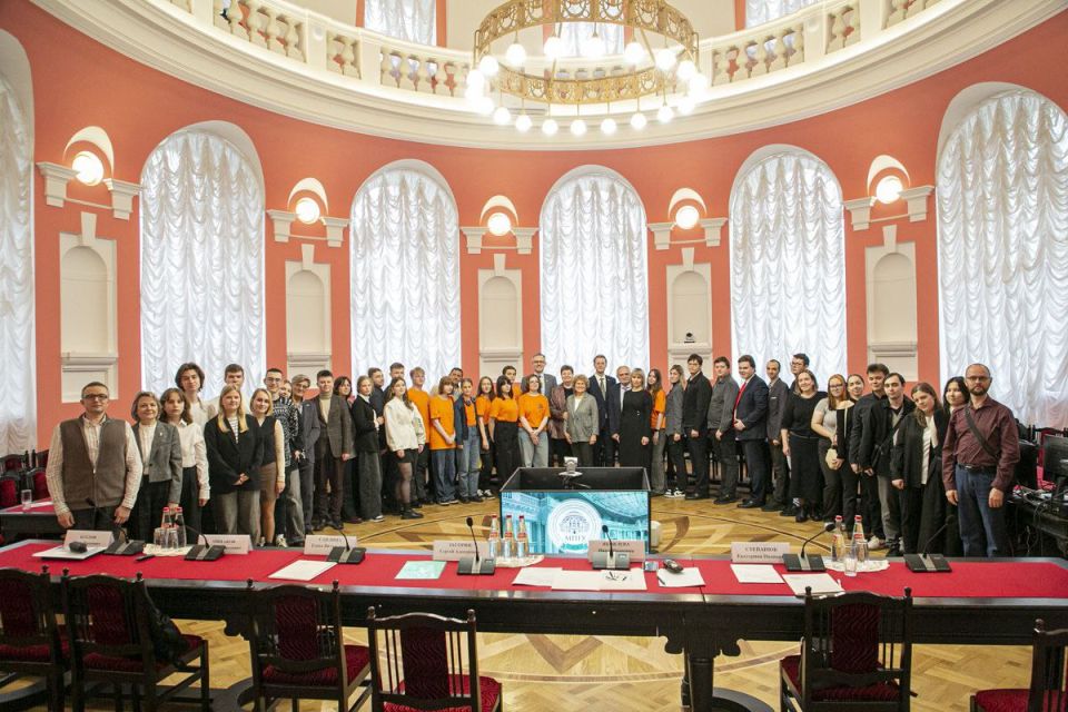 ������������� ����������� � ���� � �����: ������� ��������� ��������������� � ������� ����������� ������