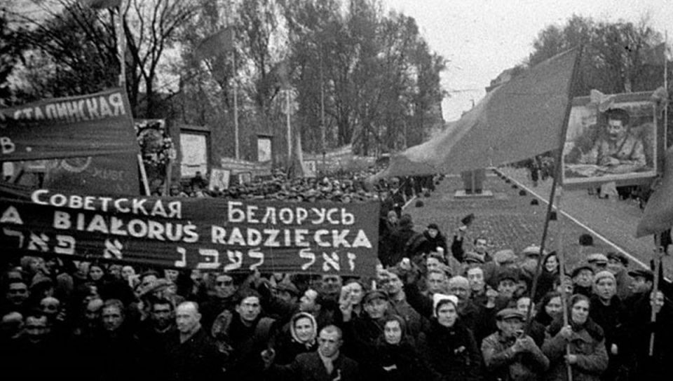 ���� �������: 2 ������ � ������� ������. 1721