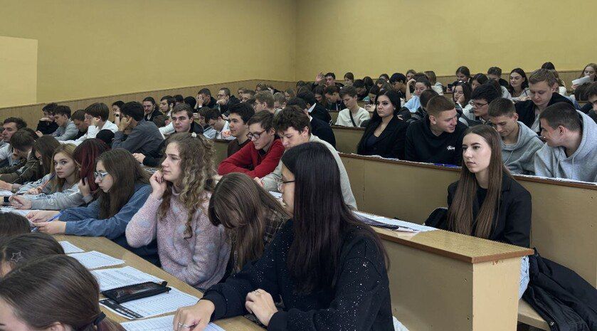 ������� ��������������� ������� �������� � ���������