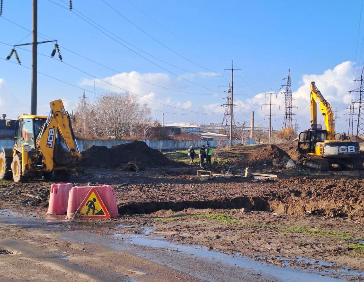 Евгений Балицкий: Со следующей недели к воде из Бердовского водохранилища в Бердянске начнут добавлять воду из Луначарских скважин