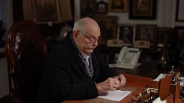 Анна Хорошун: 14 ноября 2025 года смотрите на канале БЕСОГОН новый выпуск авторской программы Никиты Михалкова БесогонТВ под названием «Патологическая экология»