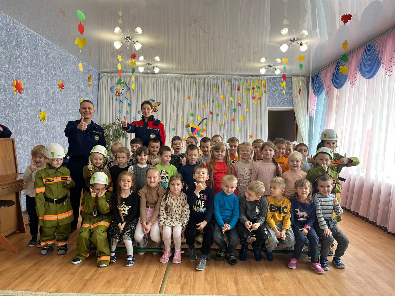 Помните, как мы рассказывали о нашей первой встрече с воспитанниками Бердянского детского сада №35 «Вишенка»? Помните, как мы рассказывали о нашей первой встрече с воспитанниками Бердянского детского сада №35 «Вишенка»?