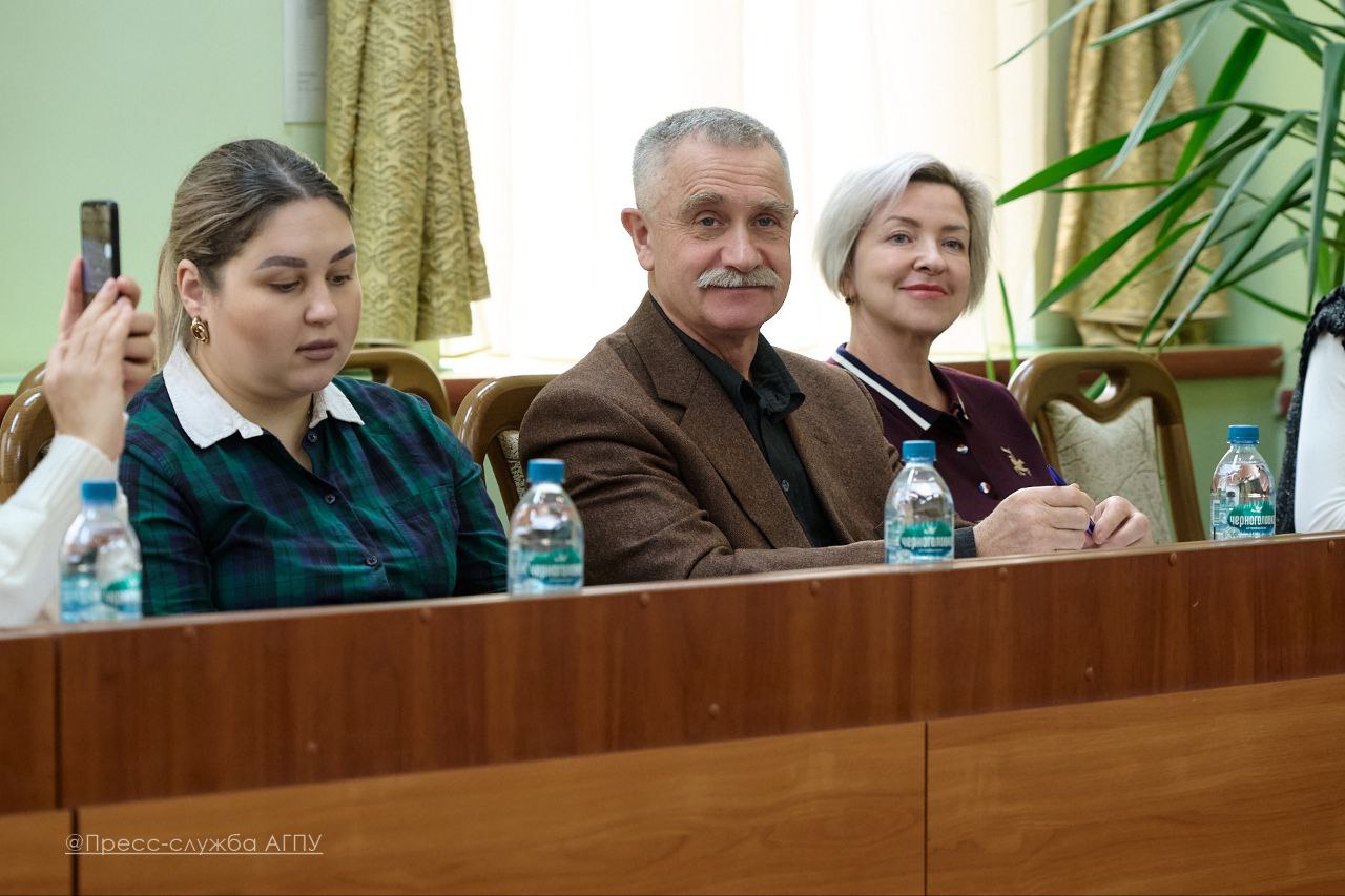 Педагогическое партнёрство будущего: в АГПУ обсудили новые форматы сотрудничества со школами Бердянска Педагогическое партнёрство будущего: в АГПУ обсудили новые форматы сотрудничества со школами Бердянска