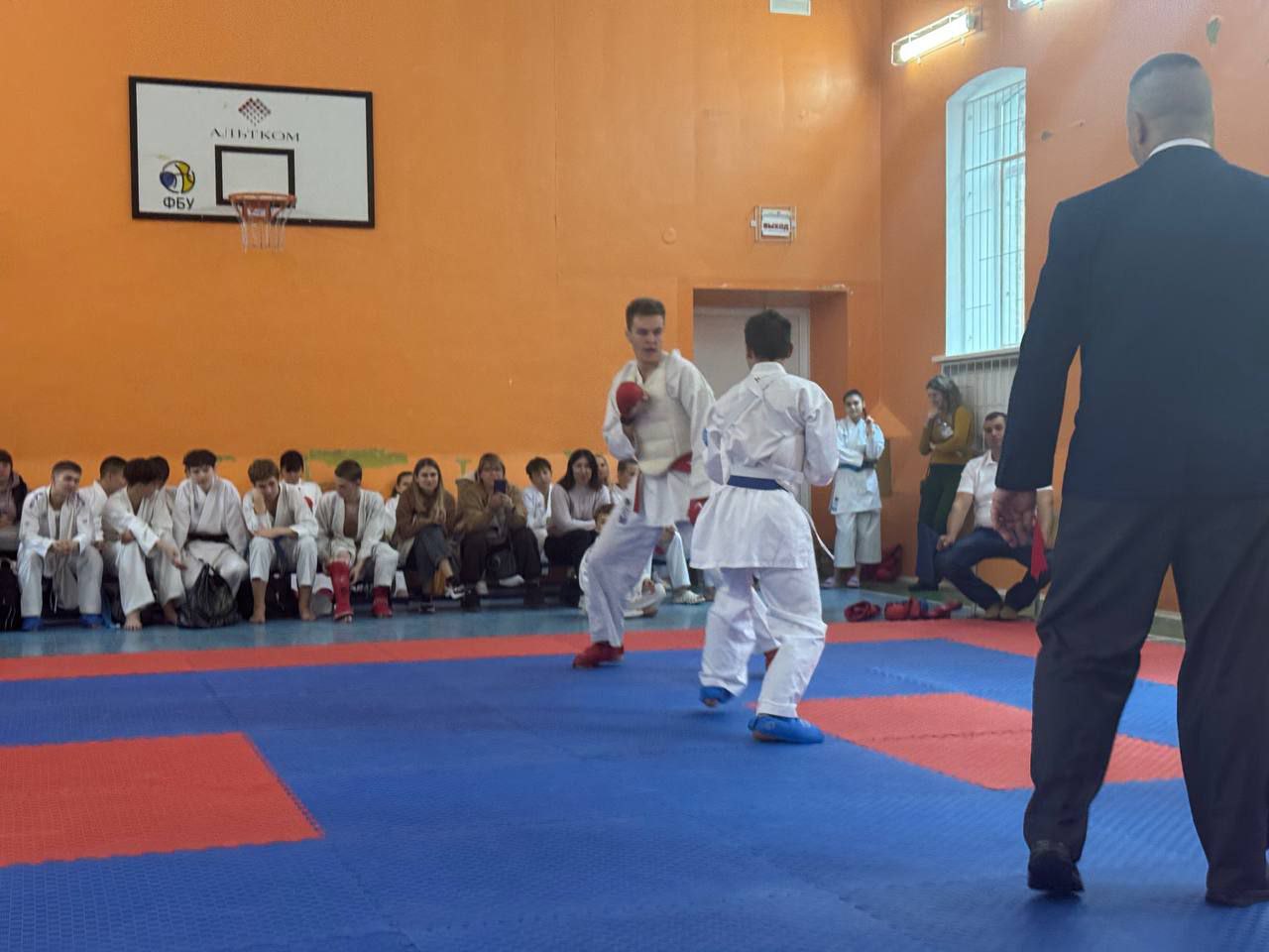В Бердянске прошли соревнования по карате В Бердянске прошли соревнования по карате