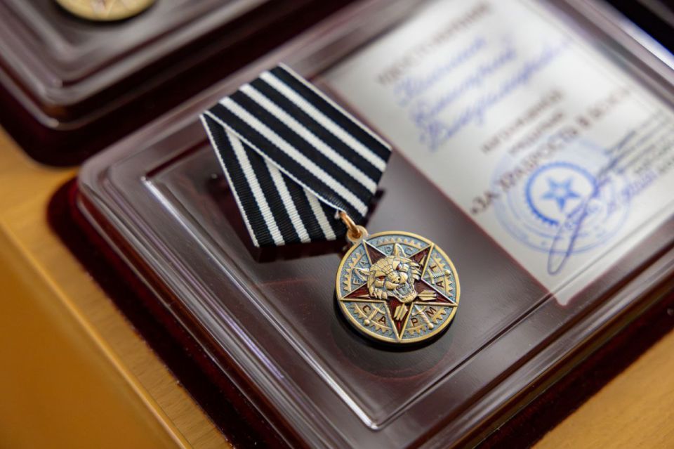 ���� �������: ������ ������ ������������ ���������� �����-������ ��������� �������� ��� ��������� � ����