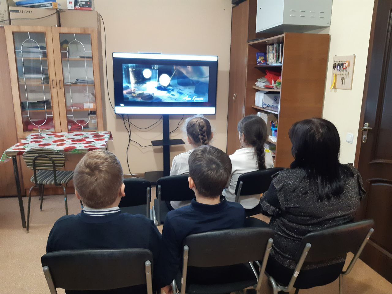 В селах Бердянского МО прошли кинопоказы патриотического фильма В селах Бердянского МО прошли кинопоказы патриотического фильма