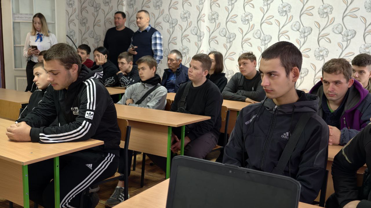 Образовательное мероприятие о правах подростков прошло в Осипенко Образовательное мероприятие о правах подростков прошло в Осипенко