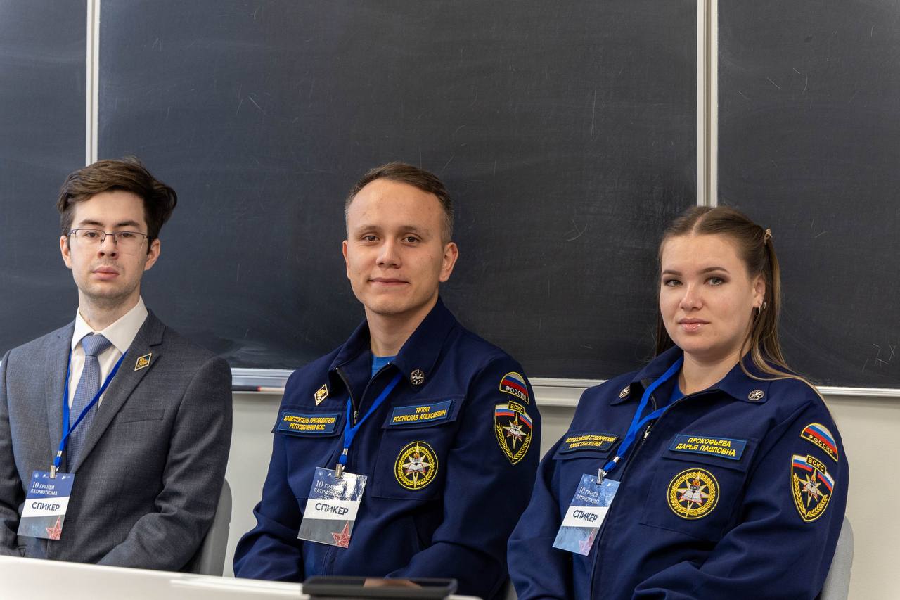 Запорожские добровольцы поделились опытом на форуме в Чувашии Запорожские добровольцы поделились опытом на форуме в Чувашии