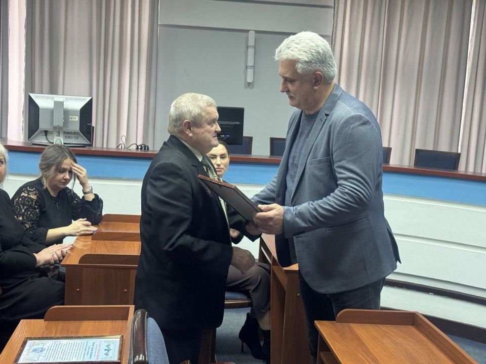 � ������������� �� ������: � ������������� ��������� ������ ������� � ������������� ������ �� ���