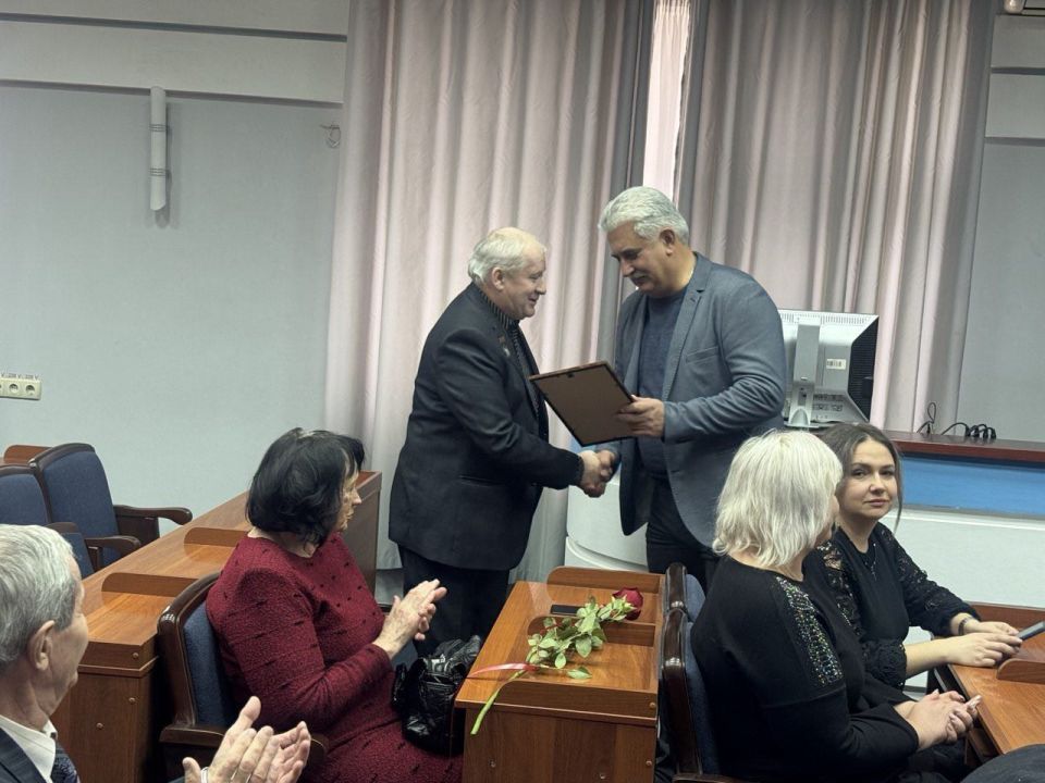 � ������������� �� ������: � ������������� ��������� ������ ������� � ������������� ������ �� ���