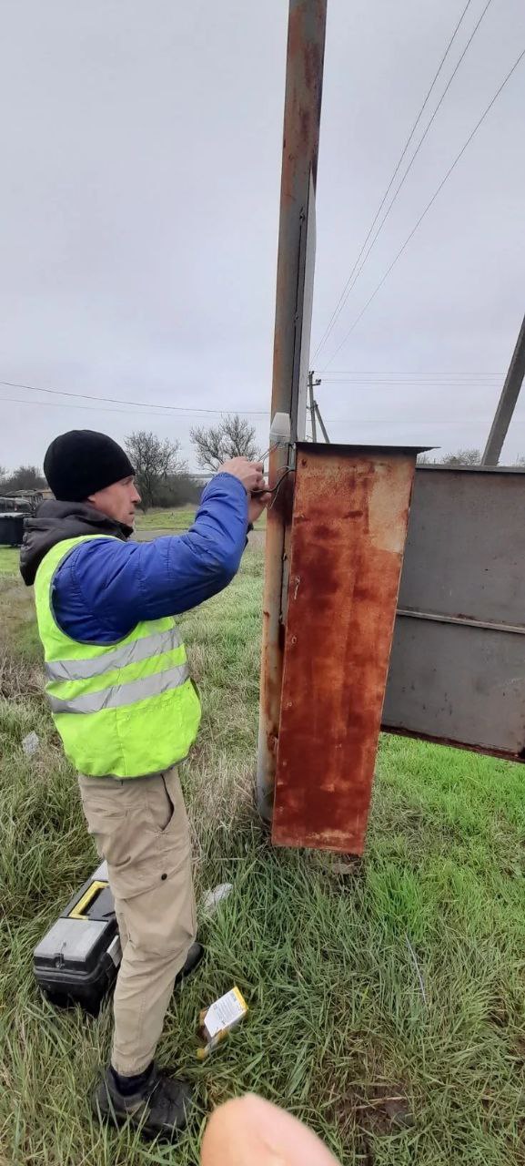 Обновлено наружное освещение в Азовском Обновлено наружное освещение в Азовском