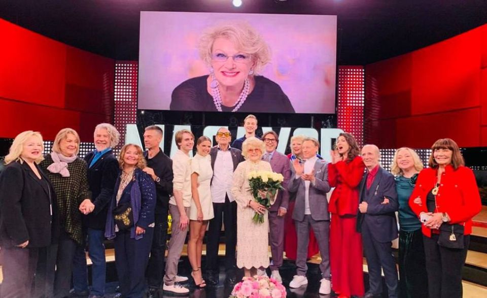 ���� �������: 16 �������. 90 ��� �������� ���������� � ������������� � �������, �������� ��������