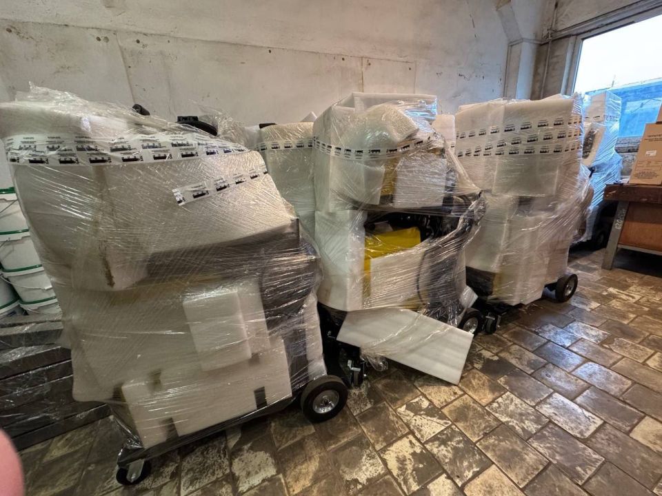 В рамках федерального проекта «Профессионалитет» национального проекта «Молодёжь и дети» в Бердянский многопрофильный центр продолжает поступать современное оборудование для зоны «Сварочные работы» В рамках федерального проекта «Профессионалитет» национального проекта «Молодёжь и дети» в Бердянский многопрофильный центр продолжает поступать современное оборудование для зоны «Сварочные работы»