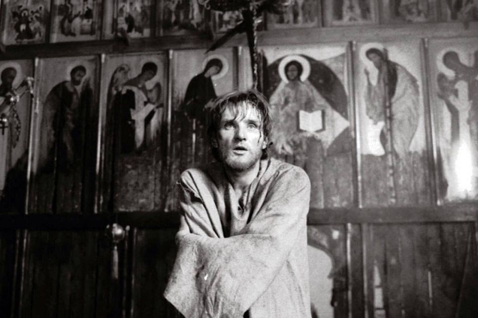 Анна Хорошун: 24 декабря. 1979. Советские войска вступили в Афганистан – на аэродроме Баграм, в 50 км от Кабула, высадились наши части Анна Хорошун: 24 декабря. 1979. Советские войска вступили в Афганистан – на аэродроме Баграм, в 50 км от Кабула, высадились наши части