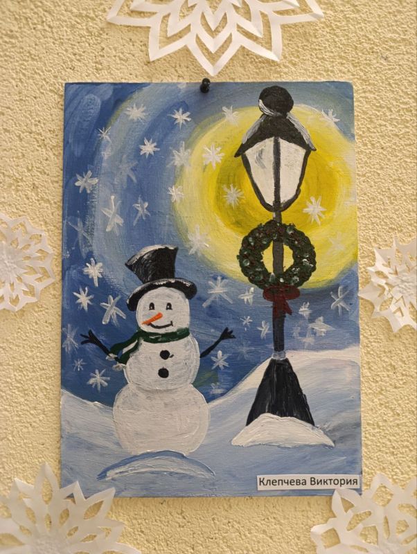 «Новогодний вернисаж» в ДК села Осипенко «Новогодний вернисаж» в ДК села Осипенко