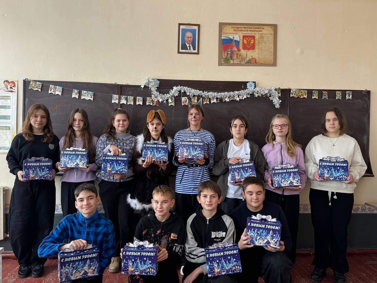 Школы Бердянского округа благодарят шефов из Чувашии за новогодние подарки Школы Бердянского округа благодарят шефов из Чувашии за новогодние подарки
