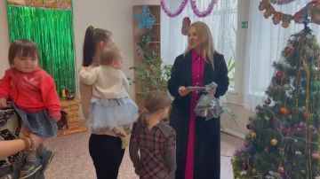 Анна Хорошун: 7 января, в день Рождества Христова, посетила Отделение помощи матерям с детьми до 3-х лет