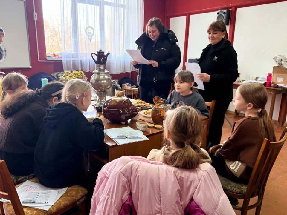 Традиционная встреча за самоваром «Раз в крещенский вечерок» Традиционная встреча за самоваром «Раз в крещенский вечерок»