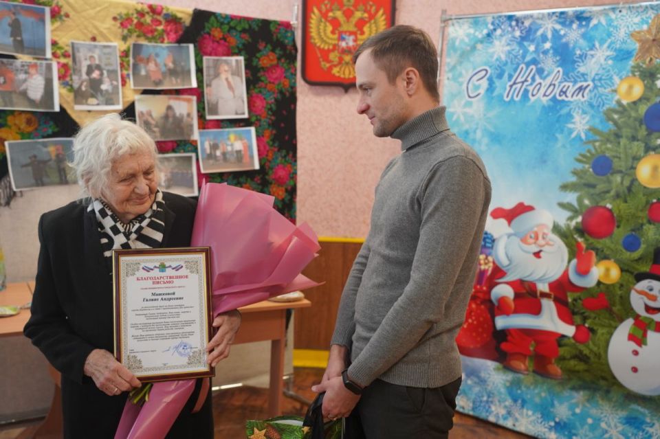 Бердянск отдает дань уважения своим ветеранам культуры Бердянск отдает дань уважения своим ветеранам культуры